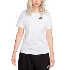 Remera Nike Club Essentials De Mujer